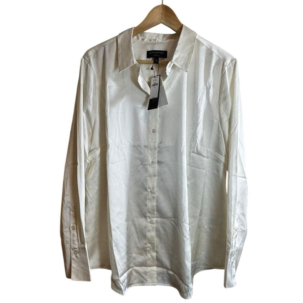 $70 NWT Banana Republic, SILKY CLASSIC SHIRT Off White Cream Xl Button Down Work
